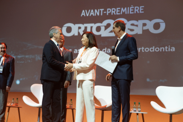 avant-premiere-abertura